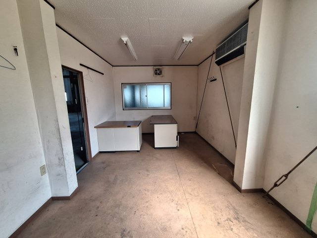 東池尻倉庫のその他