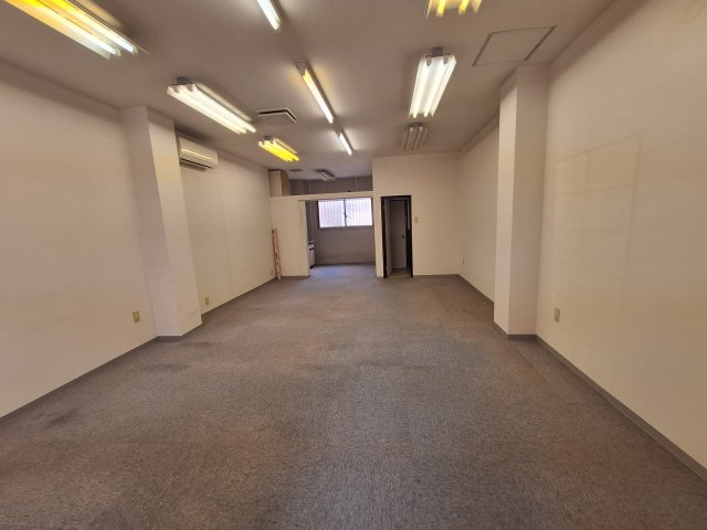 新栄プロパティー島泉のその他