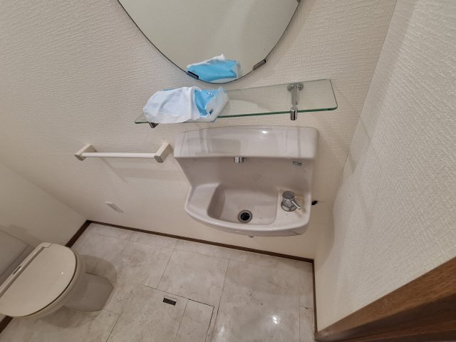 上田ビル1階の洗面所
