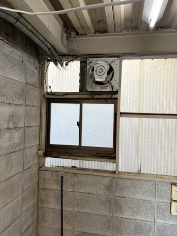 エイト摂津　倉庫