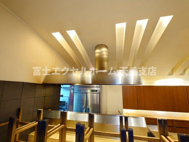 ＪＵＳＴＩＣＥの内装