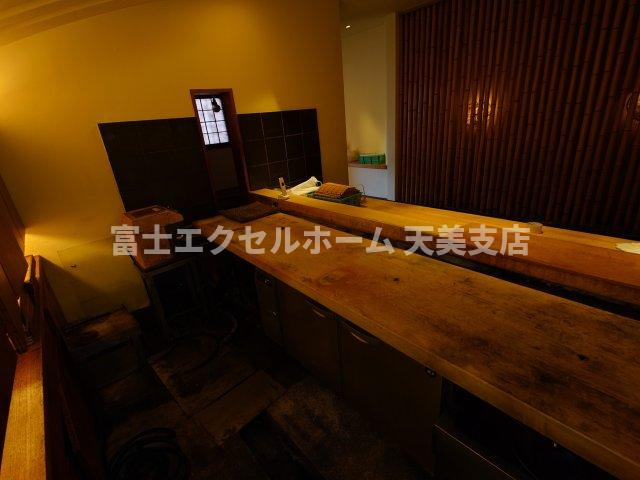 ＪＵＳＴＩＣＥの内装