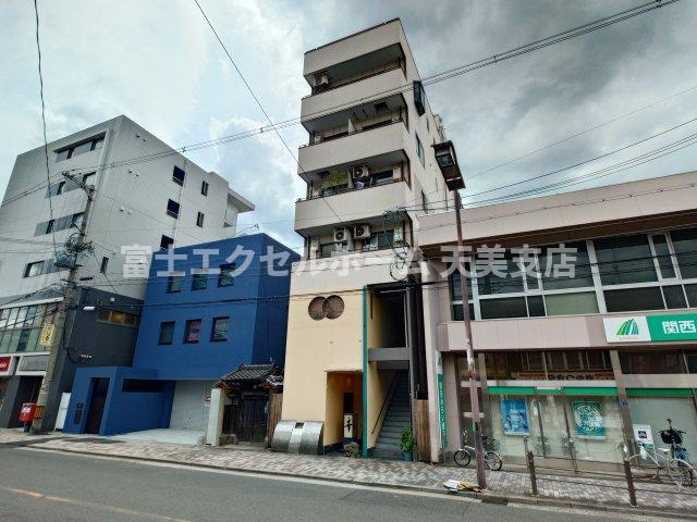 ＪＵＳＴＩＣＥの周辺