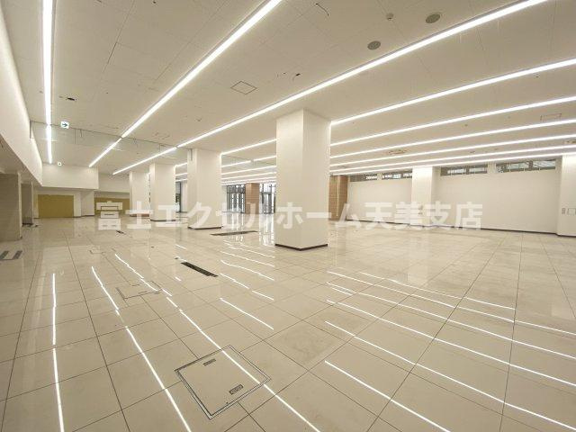 シーサイドレジデンスコスモスクエア駅前1階店舗のロビー