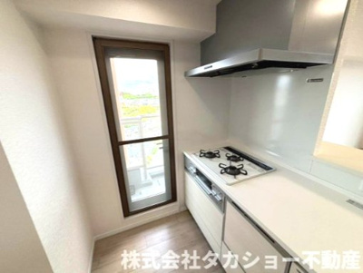 【キッチン】 | コープシティおゆみ野B棟 | 角部屋なのでキッチンに勝手口がついております。