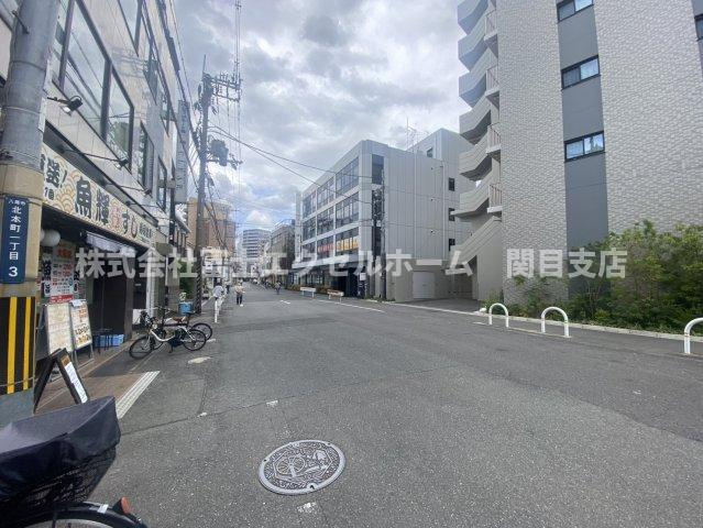 第一ヨーコービルの周辺