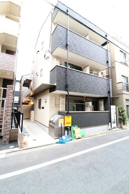 エスタシア三ノ輪の外観