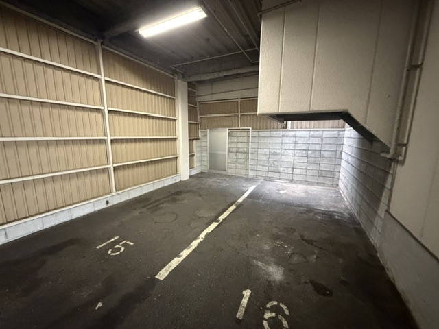 エクセル深江橋　１階倉庫