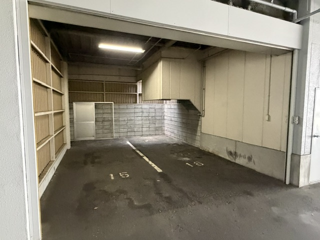 エクセル深江橋　１階倉庫