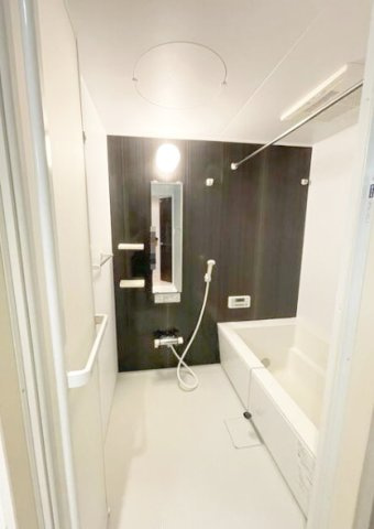 熊本市中央区古桶屋町の賃貸マンションの浴室|きれいなお風呂です