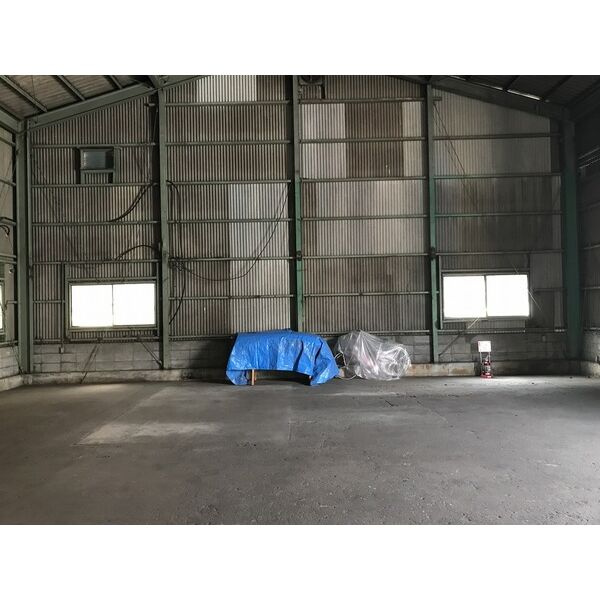 南寺方東通3丁目倉庫