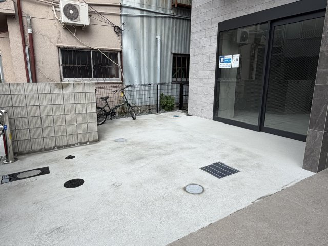 Krystal Fimeth 2番館