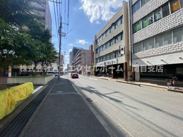ハウスバンクビルの周辺