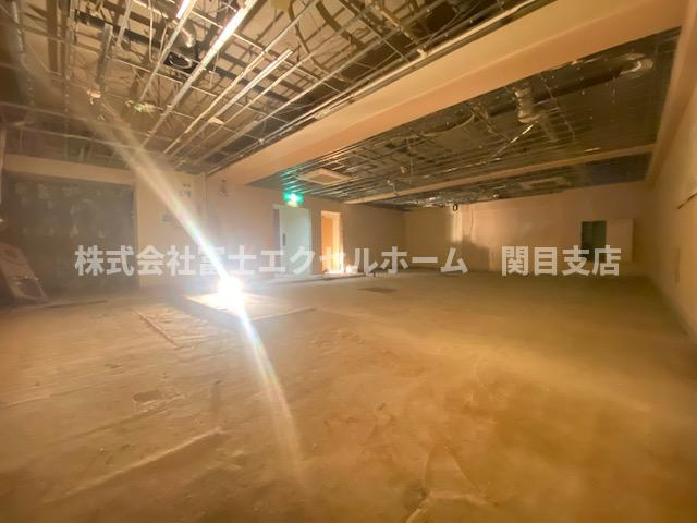 NS香里園BLDGの内装