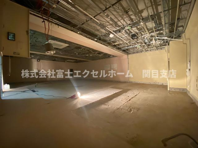 NS香里園BLDGの内装
