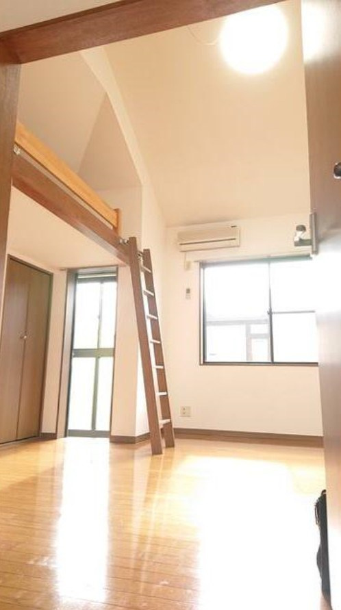 SAKURA HOUSEの居間・リビング