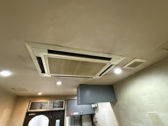  焼肉店跡２階建店舗