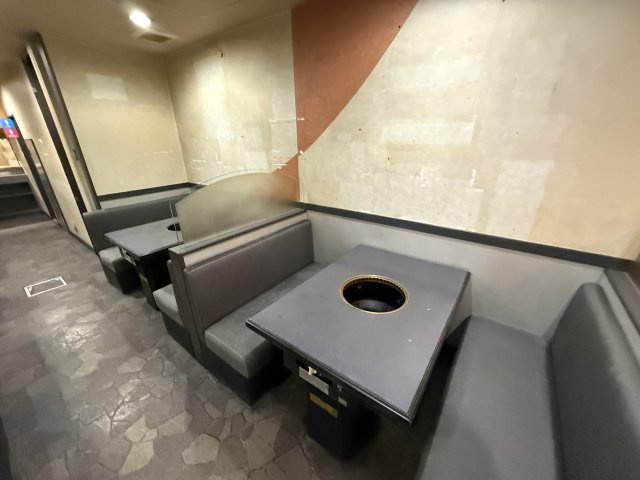  焼肉店跡２階建店舗