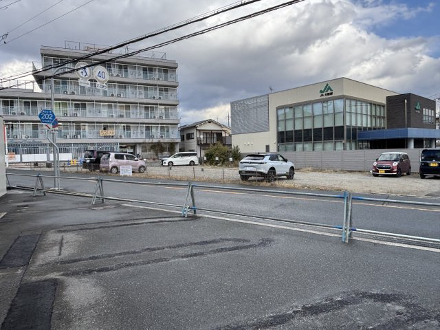 錦織南テナントの駐車場