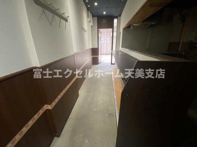 あべのマルシェの内装
