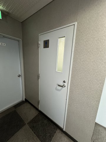 大阪谷町ビルのトイレ