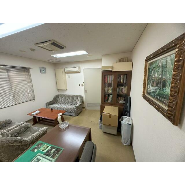 万葉ハイツ小阪菱屋西の洋室