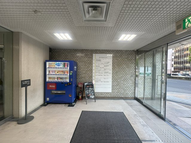 大阪市中央区谷町９丁目の事務所のロビー
