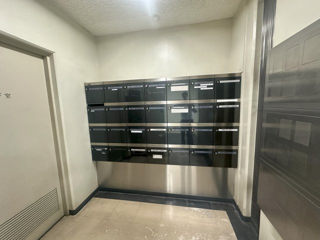 大阪市中央区谷町９丁目の事務所の設備