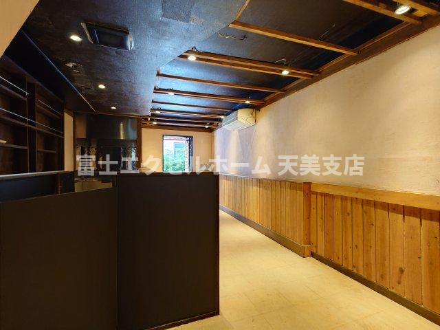 住道矢田1店舗のロビー