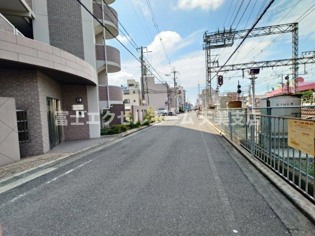 メゾンアリエスの周辺