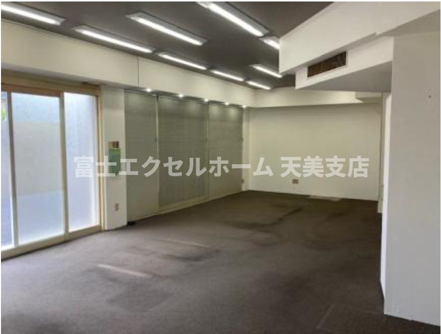 堺区出島町１丁店舗事務所のロビー
