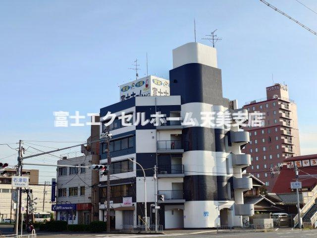 マリンプラザ石津の外観パース