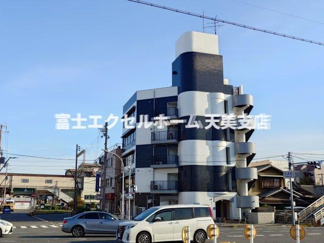 マリンプラザ石津の外観パース