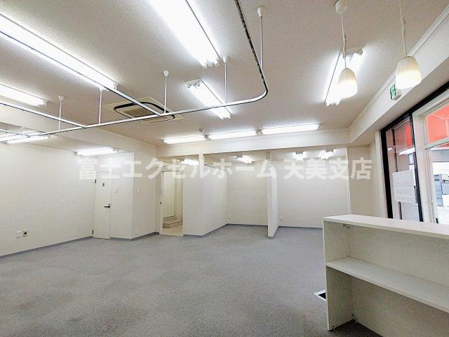 パークサイドマンション　のロビー