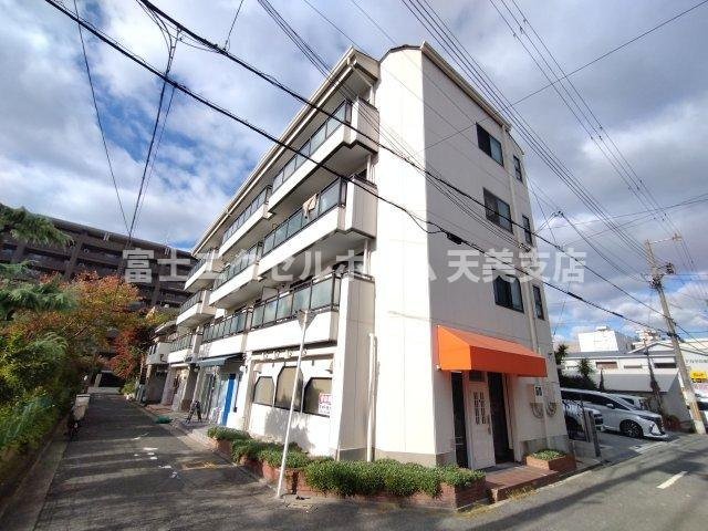 パークサイドマンション　の外観