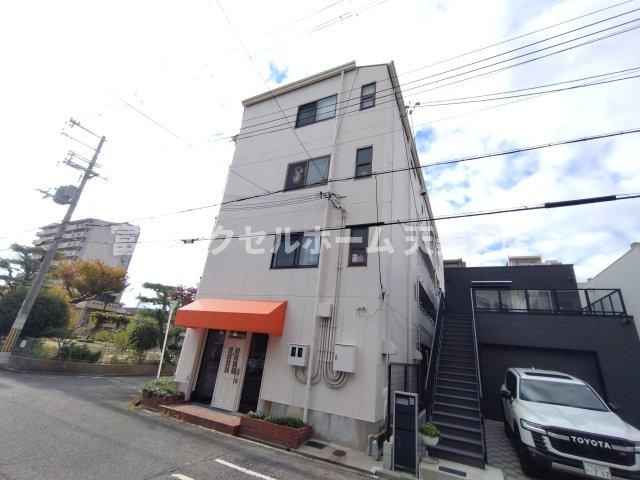 パークサイドマンション　の外観