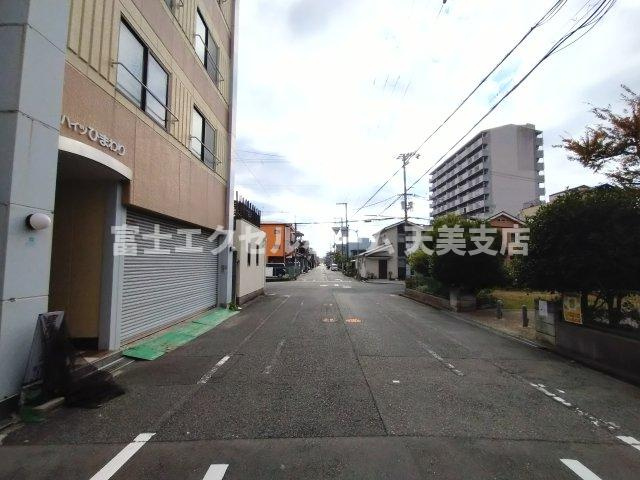 パークサイドマンション　の駐車場