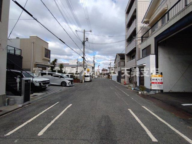 パークサイドマンション　の駐車場