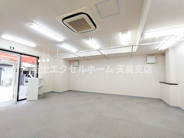 パークサイドマンション　のロビー