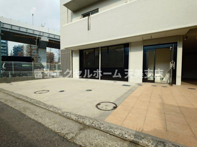 プロスピリティ―堺東の駐車場