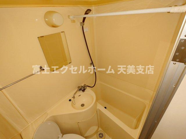 堺市堺区竜神橋町１丁の店舗事務所の浴室