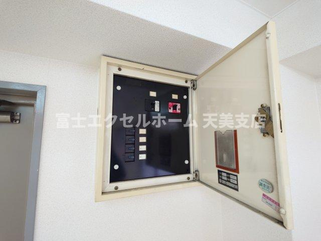 阪南ビルの玄関