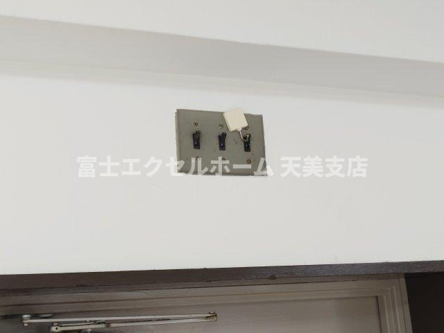 横井ビルの内装