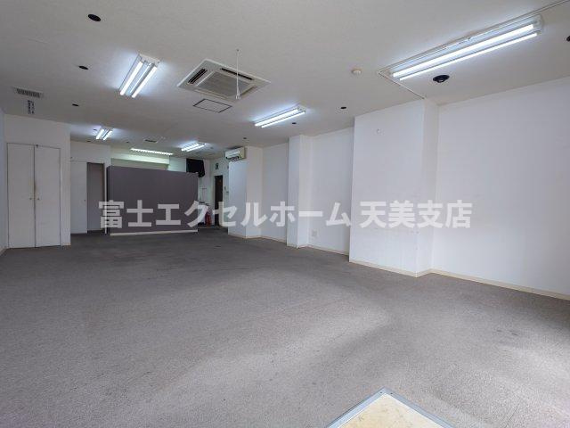  ベルメゾン御陵Ⅰのロビー