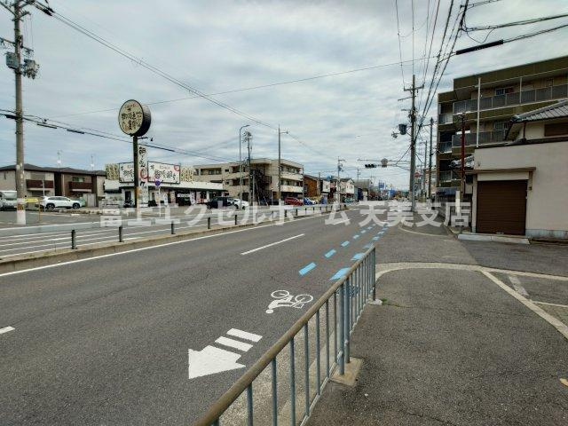  ベルメゾン御陵Ⅰの駐車場