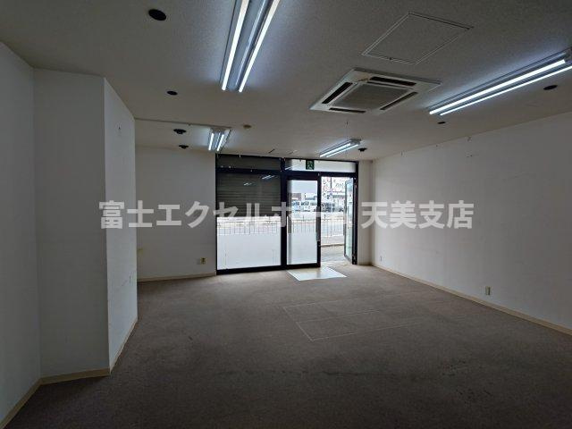  ベルメゾン御陵Ⅰのロビー