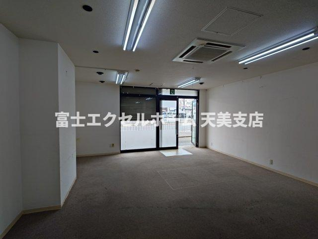  ベルメゾン御陵Ⅰのロビー