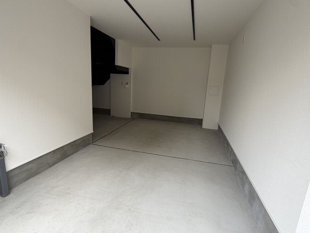 東淀川ガレージハウス