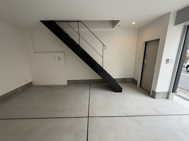 東淀川ガレージハウス