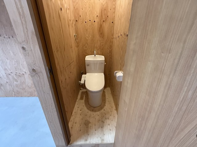 ヒガシオオサカシキヅリのトイレ